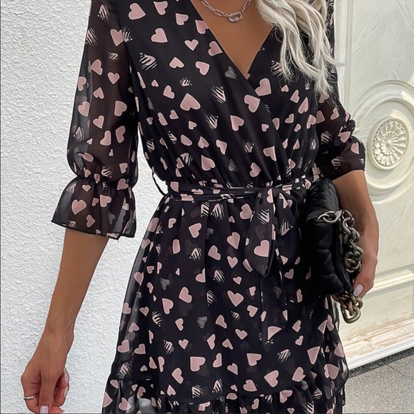 NWT heart dress. - Picture 2 of 4